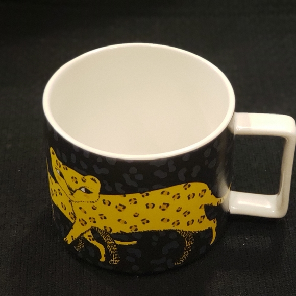 Set of 5 leopard wide style mugs - Picture 3 of 4